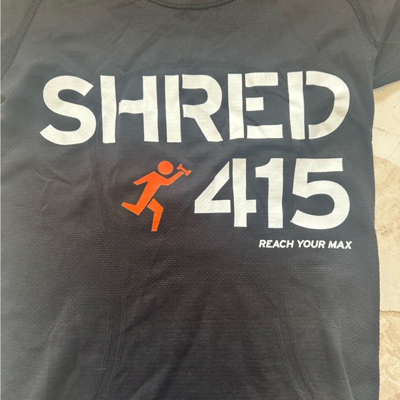 Lululemon shred 415 black swiftly tech short sleeve black work out athletic top - Picture 3 of 4